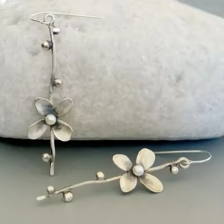Pendientes Colgantes Bohemio Vintage Con Perlas Y Metal Silvery Estilo Minimalista Florales Accesorios De Moda Para Mujer - 1