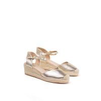 Lyla Wang Sandalias doradas con cuña de esparto: estilo veraniego con correa ajustable, comodidad y elegancia para cada ocasión - details 1