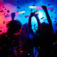 15/30Pcs LED Glow Sticks Coloridos Y Elegantes Tubos De Luz Para Fiestas Y Celebraciones Decoración Para Bodas Cumpleaños Y Más - details 5