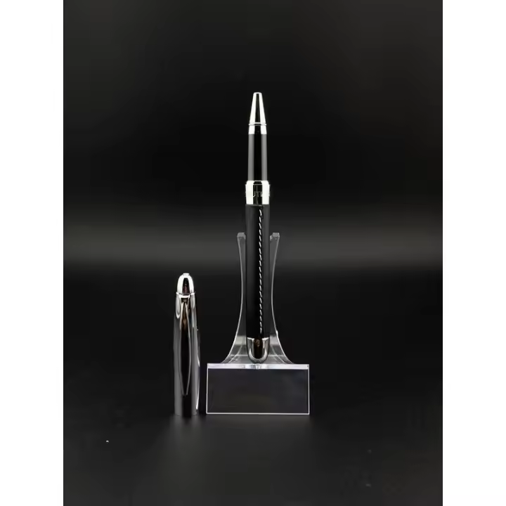 Roller Cerruti con cuerpo hecho en piel negra - 1