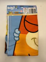 Toalla para Playa Piscina Bluey Osito Oficial 70x140cm infantil de microfibra para niños - details 2