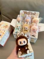 Figura de Anime Labubu Llavero de Muñeco de Pelo de Franela Regalo de Cumpleaños Ideal para Edades 14+ Juguete de Animación - details 4