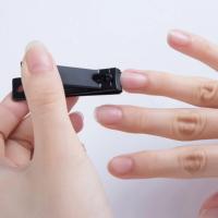 Set De Uñas Elegante Negro 7 Piezas Acero Inoxidable Cortauñas Cortauñas Y Linterna De Uñas Herramientas De Belleza Para Manicura Completa - details 2