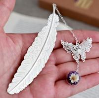 Marcador de plumas de metal, regalo perfecto para el día de la madre, cumpleaños de mujeres y reconocimiento de maestros, accesorio literario elegante y ayuda de lectura elegante - details 0