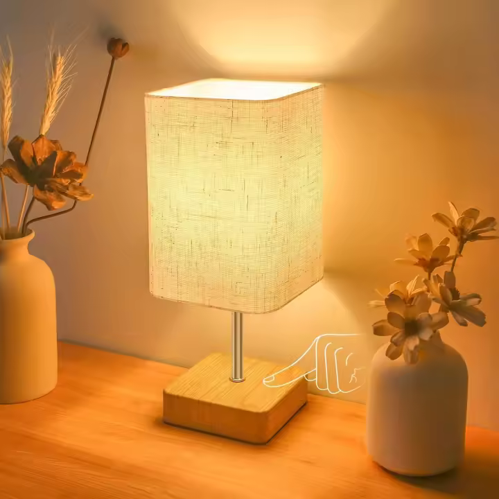 Lámpara de mesita de noche táctil, lámparas de mesita de noche de control táctil regulable, lámpara pequeña base de madera beige Pantalla de tela de lino para dormitorio, Bombilla regulable incluida - 1