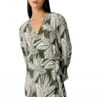 Vestido de Tiffosi con escote cruzado y lazo, manga larga con elástico en los puños, corte regular fit. - details 4