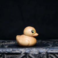 Adorno De Madera De Ciprés Cliff Pato Amarillo Dibujado En Madera Decoración De Artefactos De Regalo De Vacaciones Estilo Cartoon - details 6