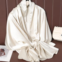Pañuelo De Seda Lujoso Para Mujer En Color Sólido Moda Comodidad Y Versatilidad Shawl Muffler Neckerchief Bandanna Para Exterior - details 10