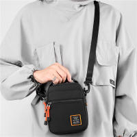 Bolso Pequeño De Nylon Para Hombre 2024 Moda Casual Bolso De Hombro Cruzado Maletero Mini Para Occasiones Variadas Cierre De Cremallera - details 4