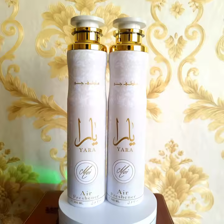 Dos ambientadores Yara lattafa perfume arabe, olor de moda.300 ml. Casa -coche. Dulce , avainillado, frutal... Olor duradero , no empalagoso. Aroma concentrado - 1