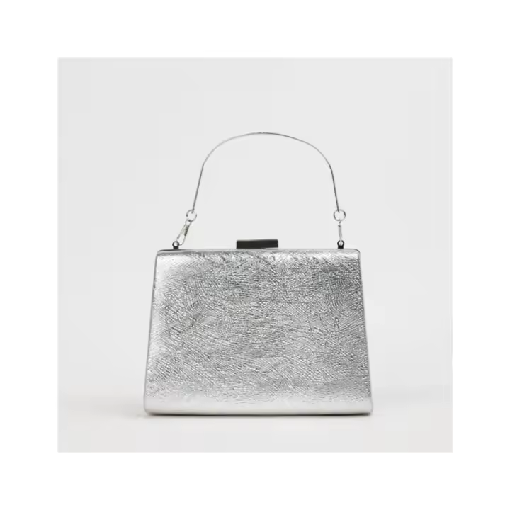Bolso estilo clutch color plata rígido con asa corta perfecto para bodas fiestas eventos - 1