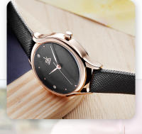 Reloj De Pulsera De Cuero Shengke Para Mujeres Moda Reloj De Bolsillo a Cuadros Resistente Al Agua Y Al Shock Blanco - details 8