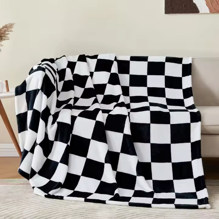 Manta Suave Y Cálida De Verano Para Sofá Cama Negra Y Blanca a Cuadros Decorativa Moderna Portátil Antipelusa De Poliéster 100% - 1