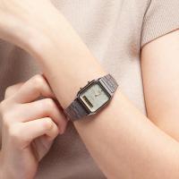 Reloj Casio VINTAGE EDGY AQ-230GG-9A unisex dial analógico y digital Hora dual - alarma - details 2