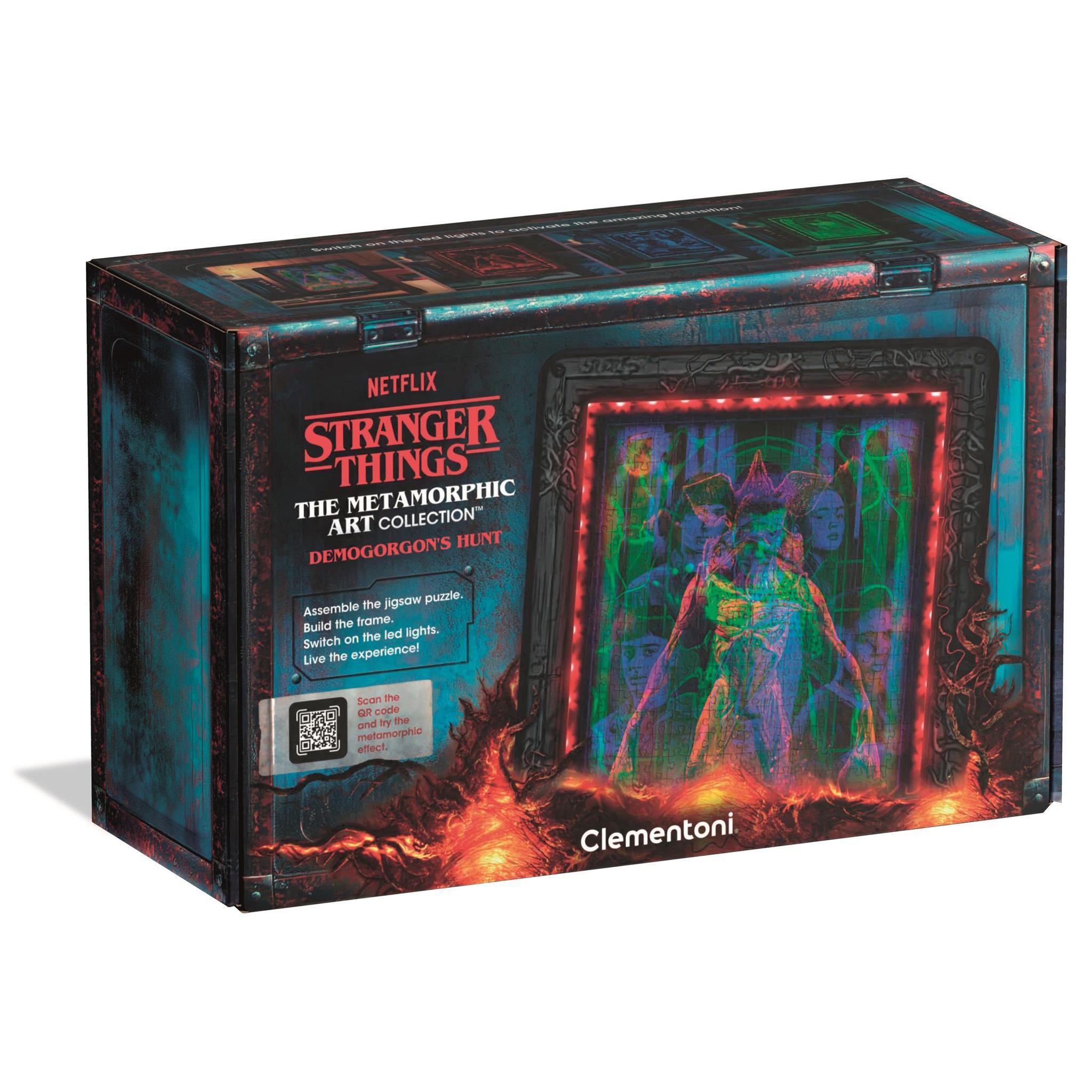 Clementoni - Puzzle Stranger Things - THE DEMOGORGON'S HUNT, con luz LED: Rompecabezas de 520 piezas, escena que cambia de color con Eleven contra Demogorgon