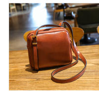 Bolso De Hombro Para Mujer Estilo Vintage 2023 Cuadrado Sencillo Con Compartimento Bolso Cruzado De Diseñador Bolsa Mensajera Feminina Material PU Con Lining De Poliéster - details 14
