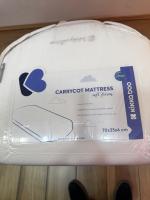 Colchón de Capazo Kikka Boo 70x35x4 cm - Suave y Hipoalergénico - Funda Desmontable y Lavable - Detalles Bordados - 100% Poliéster - Espuma de Poliuretano - details 2
