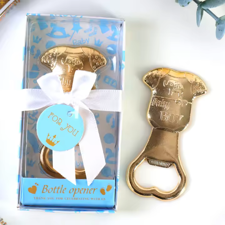 Pack de 6 a 36 unidades de Abrebotellas dorado, Modelo niño y modelo niña, Recuerdo de bautizo, Recuerdos baby shower Abrebotellas regalo invitados, Detalle bautizo invitados, Regalos originales, Regalantes.com - 1