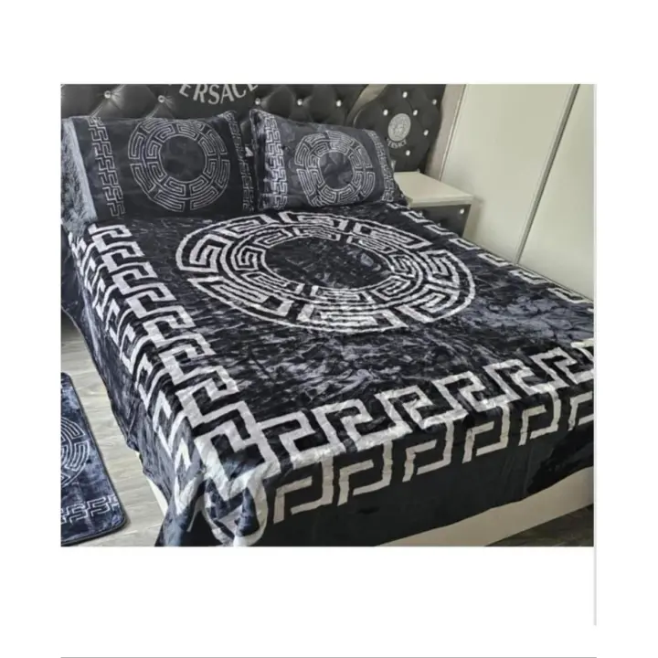Manta Terciopelo Estampada de Negro versac / 200x240cm 100% poliéster para cama 135/150cm - 1