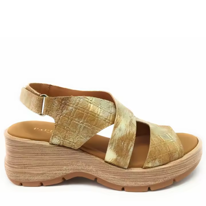Cómoda  Sandalia mujer PAULA URBAN 27-773 en suave piel en tonos marrones. Ajuste hebilla . Forro y cómoda planta anatómica en piel. Piso con plataforma antideslizante. Altura Tacón bajo (3-5 cm) Referencia 27-773-TOSTADO - 1