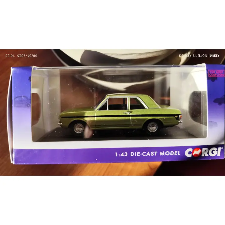 FORD CORTINA MK2 LOTUS GREEN 1:43 CORGI VANGUARDS - 1