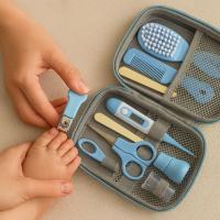BATHBY Kit de Cuidado e Higiene para Bebé, Estuche Portátil, Cepillo, Tijeras, Lima, Cortauñas, Termómetro, Aspirador Nasal - details 3