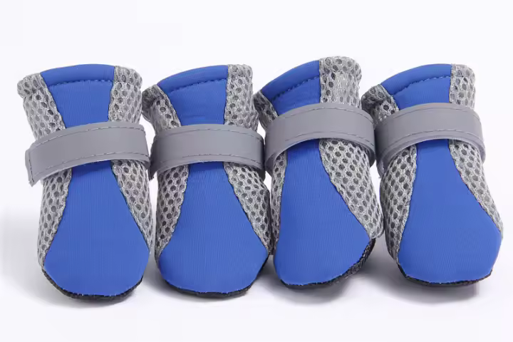 Botas Para Perros Y Gatos Chihuahua Adecuadas Para El Exterior Con Suela Suave Impermeables Y Antideslizantes Tamaño S M L XL Unisex - 1