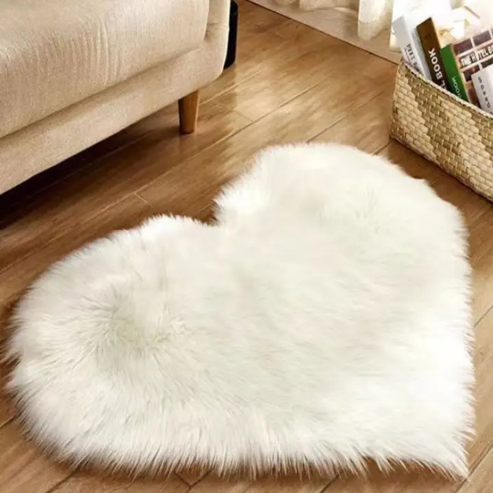 Alfombra De Forma De Corazón Suave De 30x40cm Tamaño Pequeño Piel Sintética Para Decoración De Sala De Estar Y Dormitorio - 1