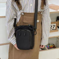 Bolso De Hombro Minimalista De Nylon Para Mujer Bolsa Cruzada Con Cremallera Y Cordón Estilo Fashion Cute Bolsas Para Teléfono - details 1