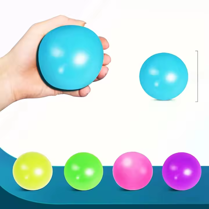 4pcs Bolas De Sensación Squishy Pegajosas Que Brilla En La Oscuridad Para Decoración De Fiestas Divertidas Y Desestresadoras Para Niños Y Adultos - 1