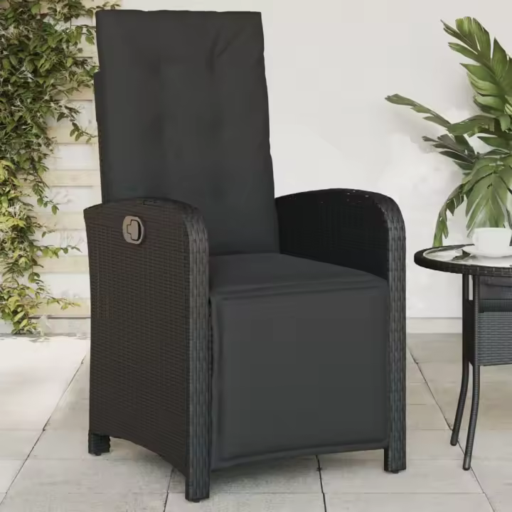 vidaXL Sillón reclinable de jardín con reposapiés ratán PE negro - 1