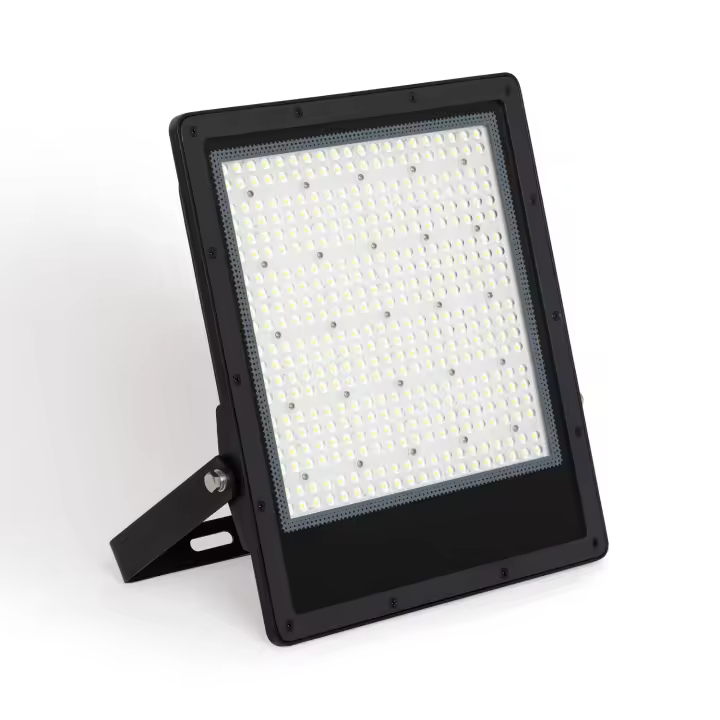 Ledkia Foco Proyector LED 200W Regulable 0-10V 170 lm/W IP65 ELEGANCE Slim PRO Negro 3000K 30º Blanco Cálido - 1