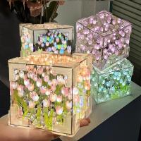 Lámpara De Espejo En Forma De Tulipán DIY Luz Nocturna De Mesa Para Dormitorio Artesanía De Flores Simulación Regalo De Cumpleaños - details 0