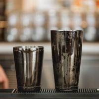 Stainless Steel Boston Cocktail Shaker Set - 18oz & 28oz Weighted Tin on Tin - details 4