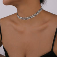 Collar De Cadena De Diamantes Geométricos Para Mujer Vintage Cristal Hueco Salón De Moda Aesthetic Joyería De Cuello - details 3