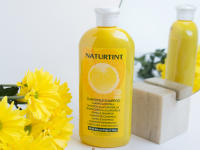 Naturtint Champú Camomila. Aclara Progresivamente el Cabello Rubio, Aporta Intensos Reflejos Dorados, Limpieza suave, brillo y luminosidad, 98,9% Ingredientes Naturales, ECOCERT, 330ml - details 8