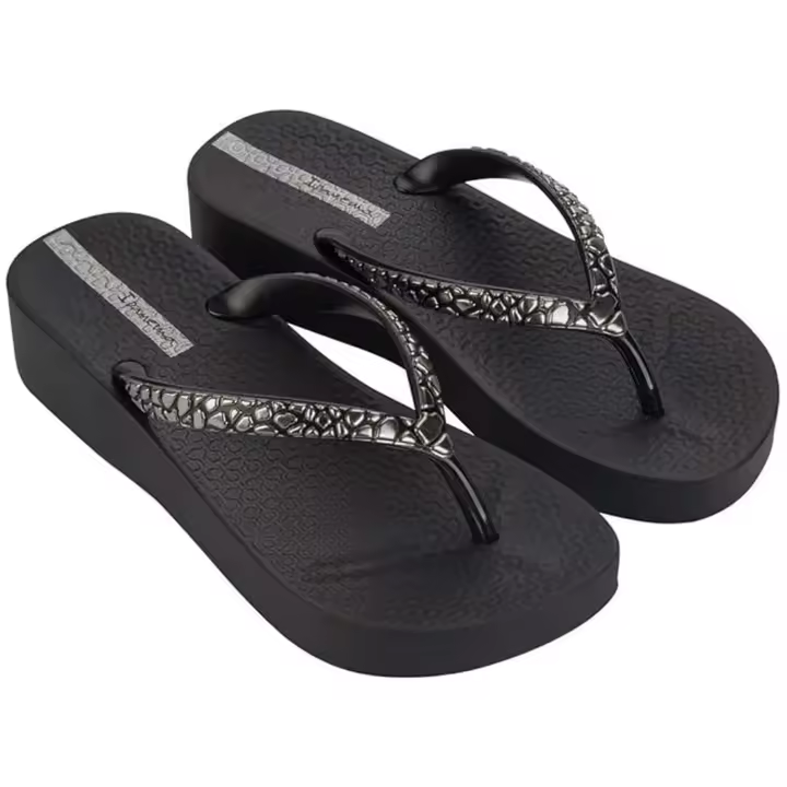 Sandalias marca Ipanema modelo 83471-Ar628 para mujer en color negro - 1