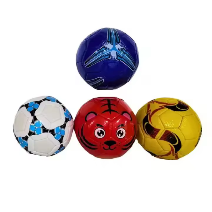 Balón de reglamento tamaño pequeño modelos surtidos CB/12055 Giraldillo - 1