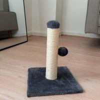 COTTECOTA-Poste rascador para Gatos de sisal con Juguete. 25 * 25 * 35 cm Pequeño, Color Gris y Rosa, Poste arbol rascador para gatos sisal y felpa resistente - details 1