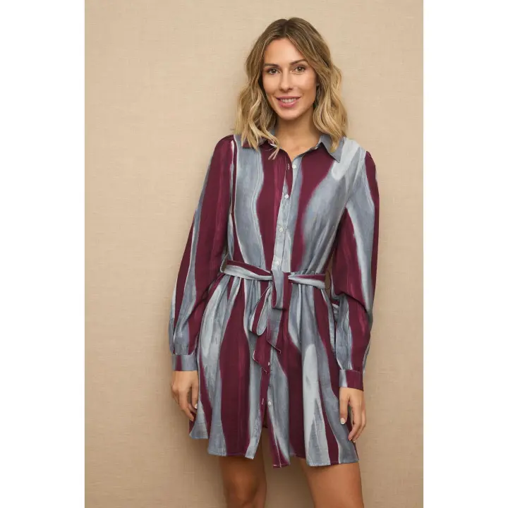 VESTIDO CORTO MÓNICA - Vestido, corto, manga larga, estampado, líneas, burdeos, rojo, vino, gris, botones, algodón, lazo, cintura, ajustado, formal, moda mujer, oficina, trabajo, tendencia, otoño, invierno, primavera - 1