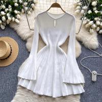 Vestido Mini De Encaje Elegante Con Mangas Flared En Blanco Y Negro YuooMuoo Estilo Harajuku Para Mujer Vestido De Fiesta Coreano A-Line Cuello Redondo Sin Capucha - details 9