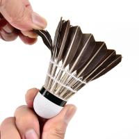 Pelota De Badminton Profesional Hecha De Pluma De Ganso Negra Para Entrenamiento Deporte Material De Cabeza Poliéster Esponjado - details 3