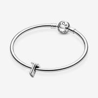 Charm de Pandora Letra T - Charm de plata de primera ley de Pandora de la Inicial T - details 1