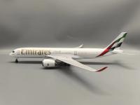 Modelo De Avión Emirates UAE A350 De 47cm Escala 1:142 En Resina Con Pista Regalo De Juguetes Para Colección Y Exhibición - details 3