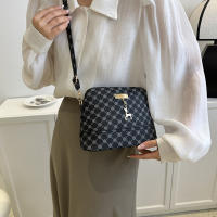 Bolso De Hombro Para Mujer En Cuero PU Con Colgante De Ciervo Y Forma De Concha Bolso Cruzado Pequeño Moda Bolsos - details 16