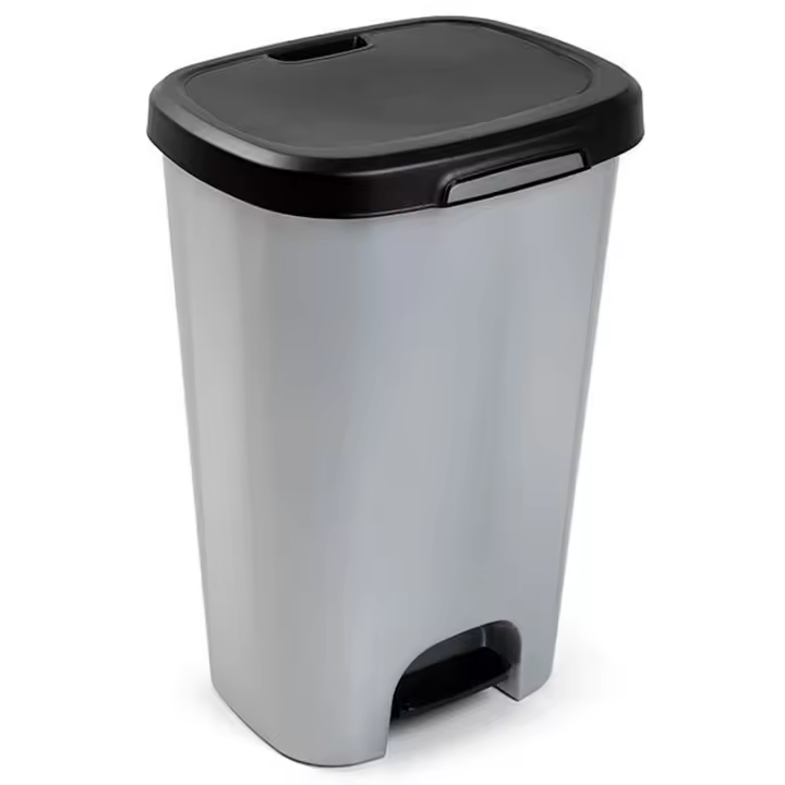 Tradineur - Cubo de basura con pedal, plástico, contenedor residuos, papelera, reciclaje, fácil vaciado, fabricado en España (Negro y plata - 50 litros - 62 x 41 x 35 cm) - 1