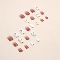 24 PCs Uñas Press on Cortas Francés Con Gradient Y Floral Juego Con Pegamento Gel Y Linterna De Uñas Para Un Look Elegante Y Natural - details 3