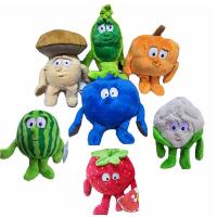 GODNESS GANG - Peluche Arándano - Soft - Mide 24cm - Regalo original - Divertido - Coleccionable - Idea regalo para niños y niñas de todas las edad - - details 1