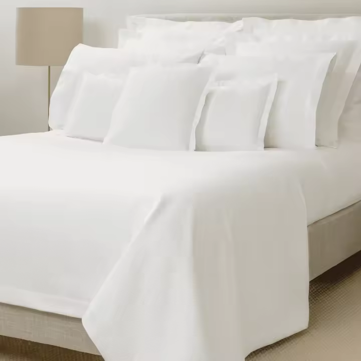 Juego Sábanas 'Hotel 5*'. Encimera, bajera, funda nórdica, 2 fundas de almohada, 2 fundas de cuadrante, 300 hilos, blanco, hotel, alta calidad textil y resistente al lavado - 1