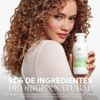 Champú Wella Elements Renewing Shampoo. | Champú hidratante y reparador diseñado para limpiar delicadamente el cabello sin sulfatos agresivos. - details 3